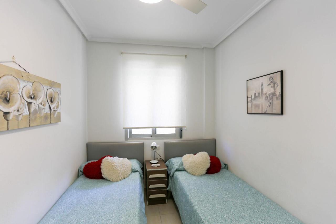 Cabo Roig La Rotonda, Pool, Beach & Comfort Bagian luar foto